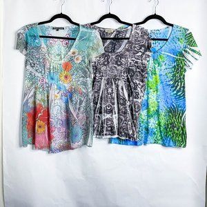 LOT of Womens Large Cracked Print Tees